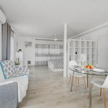 Amazing View Penthouse Huge Private Terrace Daire *